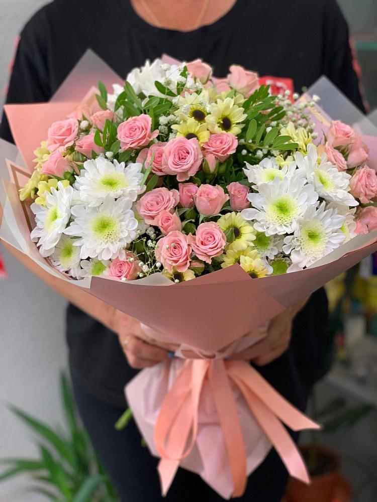 Букет цветов из: Розы и Хризантемы в Полтавке
