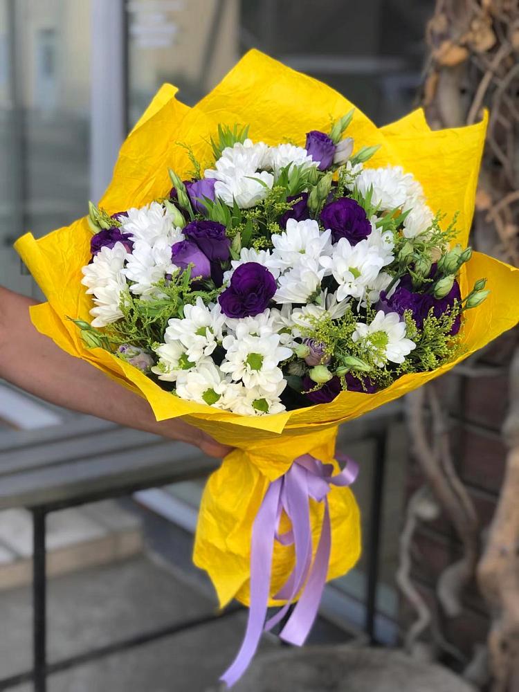 Букет цветов из: Ирисы, Хризантемы и Ромашки в Полтавке