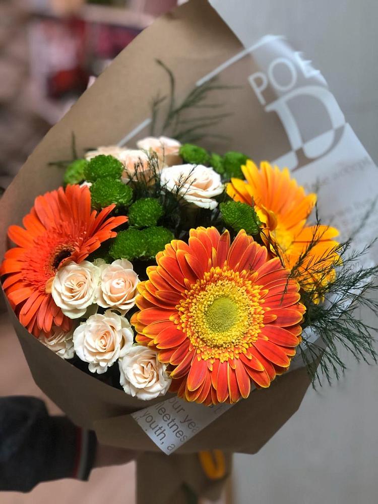Букет цветов из: Герберы, Хризантемы и Розы в Полтавке