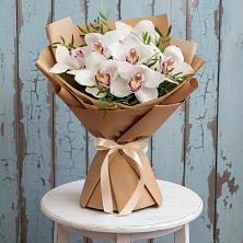 Букет цветов из:  Орхидеи и Розы в Полтавке